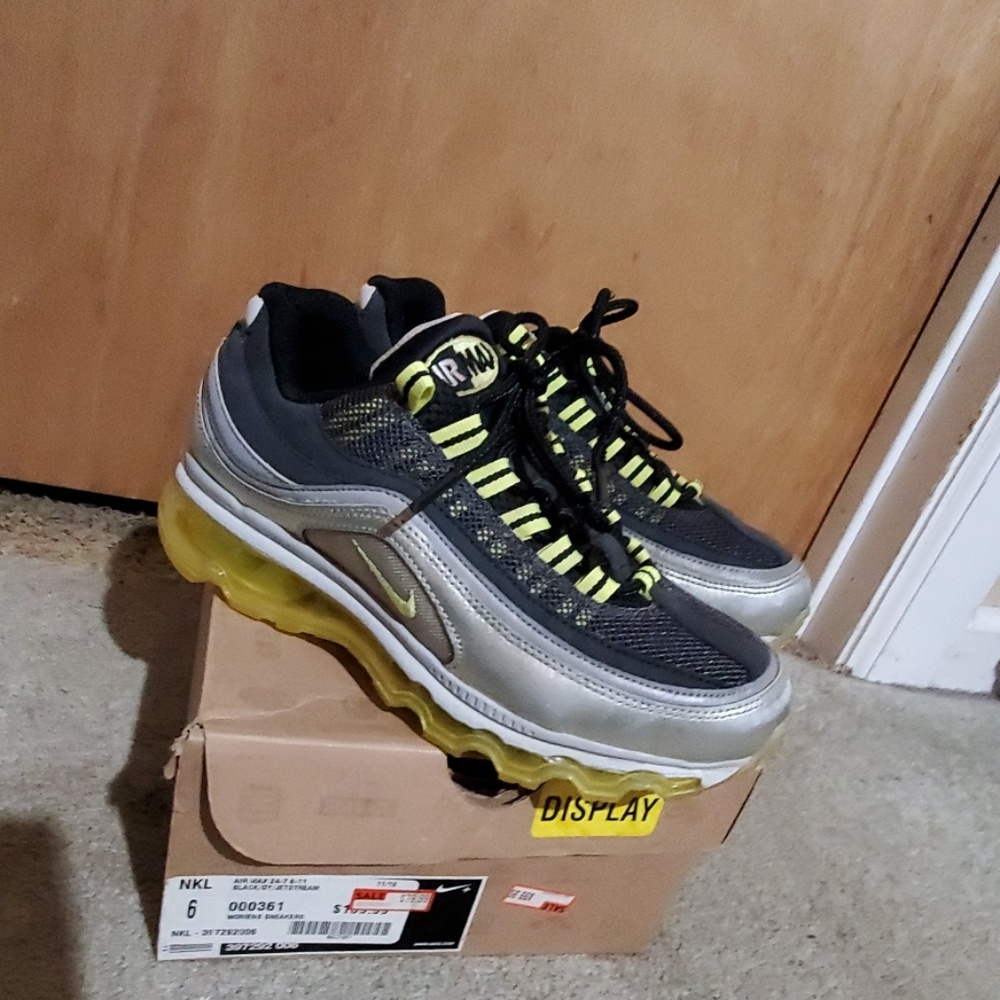 Womens Air max 24/7